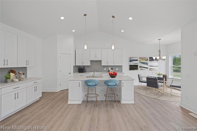 7453 Village Court, Davisburg, MI 48350