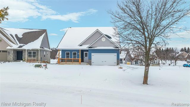 7453 Village Court, Davisburg, MI 48350