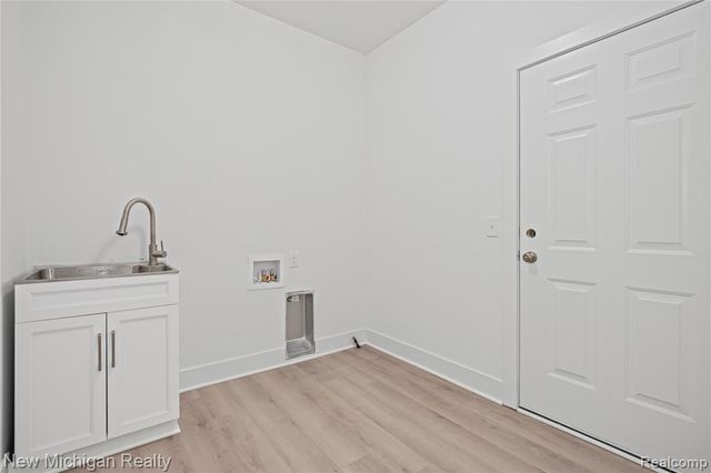 7453 Village Court, Davisburg, MI 48350