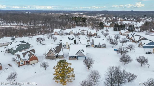 7453 Village Court, Davisburg, MI 48350