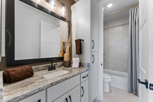 107 Shoveler Duck Way, Magnolia, TX 77354