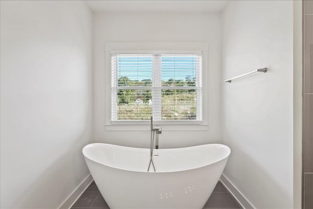 1229 N Avondale Cir, Nashville, TN 37207