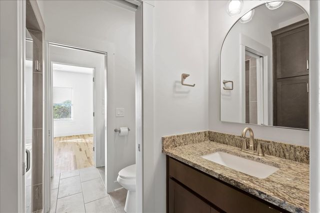 1229 N Avondale Cir, Nashville, TN 37207