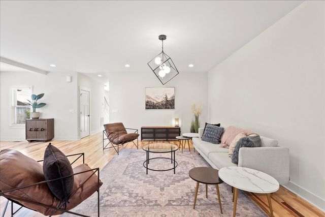 1229 N Avondale Cir, Nashville, TN 37207