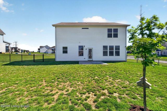 4001 Cobblestone Ln, La Grange, KY 40031