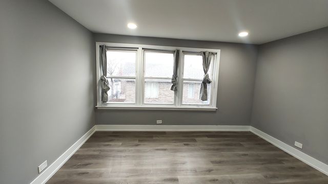 3013 S Haynes Court 2F, Chicago, IL 60608