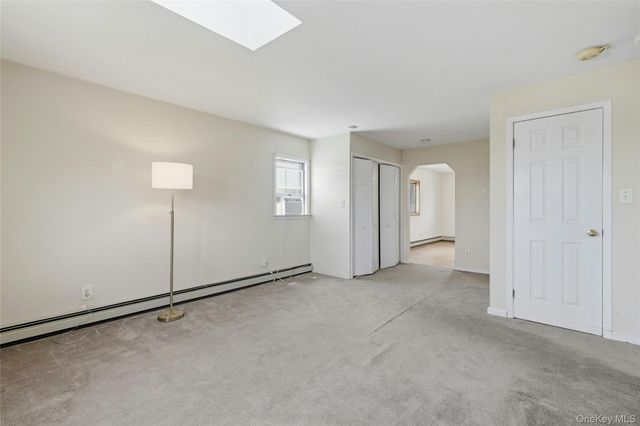 65 Moore Street, New Hyde Park, NY 11040