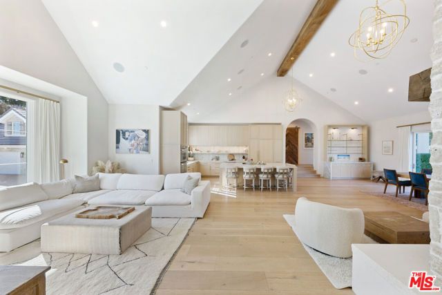 28861 SELFRIDGE Drive, Malibu, CA 90265