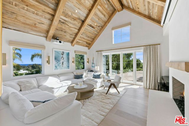 28861 SELFRIDGE Drive, Malibu, CA 90265