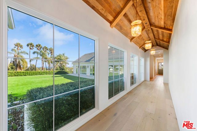 28861 SELFRIDGE Drive, Malibu, CA 90265