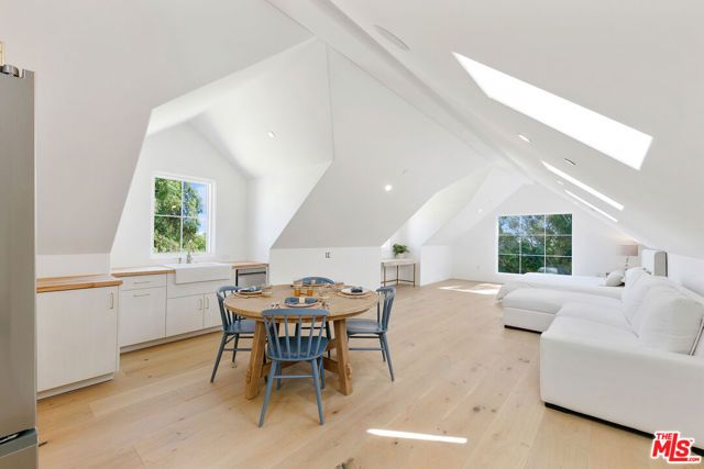 28861 SELFRIDGE Drive, Malibu, CA 90265