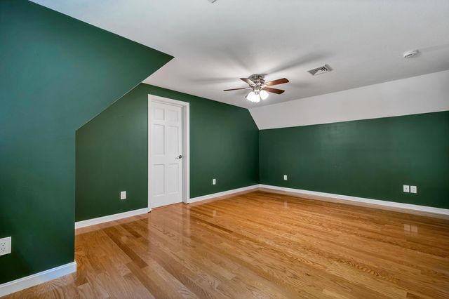 87 Hampstead Road, Sandown, NH 03873