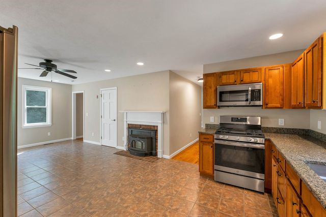 87 Hampstead Road, Sandown, NH 03873
