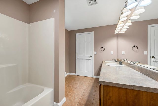 87 Hampstead Road, Sandown, NH 03873