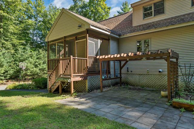 87 Hampstead Road, Sandown, NH 03873