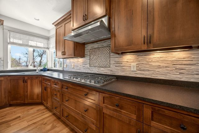 814 Steeple View, Jacksonville, OR 97530