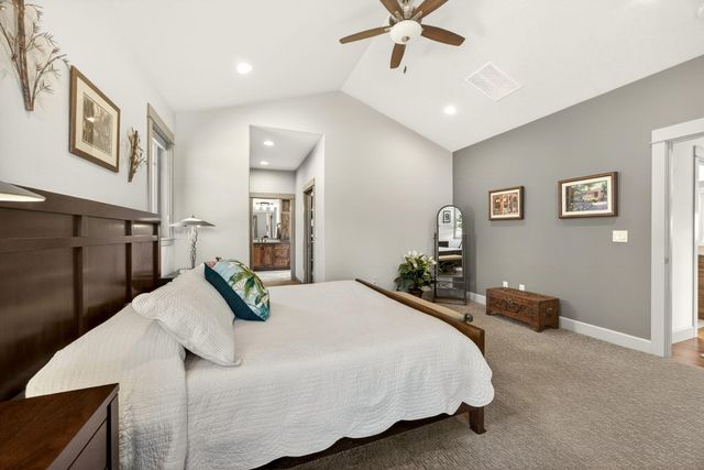 814 Steeple View, Jacksonville, OR 97530