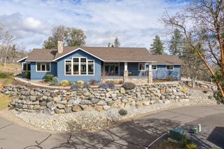 814 Steeple View, Jacksonville, OR 97530