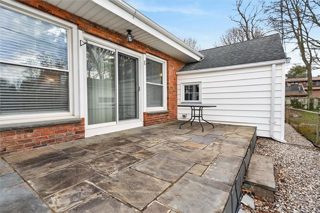 287 Lake Breeze Park, Irondequoit, NY 14622