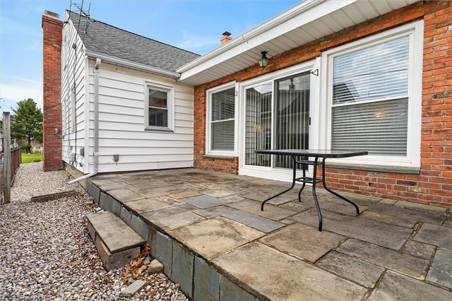 287 Lake Breeze Park, Irondequoit, NY 14622