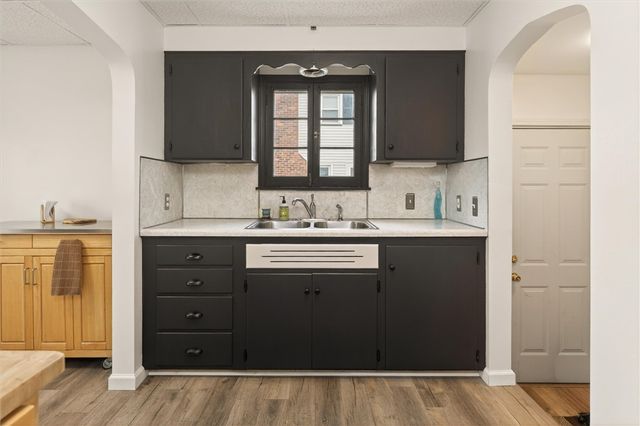 287 Lake Breeze Park, Irondequoit, NY 14622