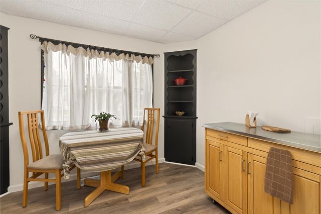 287 Lake Breeze Park, Irondequoit, NY 14622