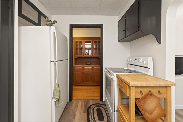 287 Lake Breeze Park, Irondequoit, NY 14622