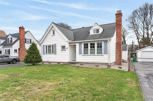 287 Lake Breeze Park, Irondequoit, NY 14622