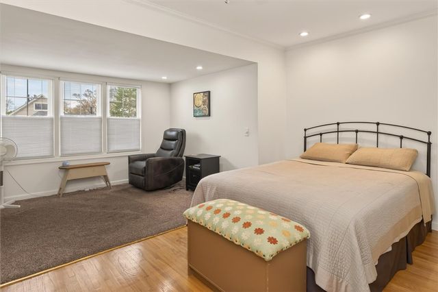 287 Lake Breeze Park, Irondequoit, NY 14622