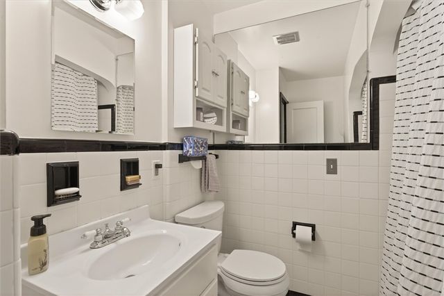 287 Lake Breeze Park, Irondequoit, NY 14622