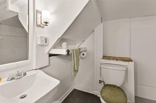 287 Lake Breeze Park, Irondequoit, NY 14622