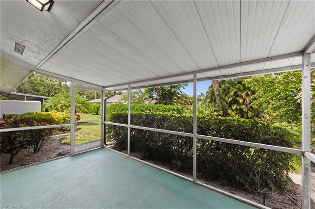 50 Glades BLVD 2, Naples, FL 34112