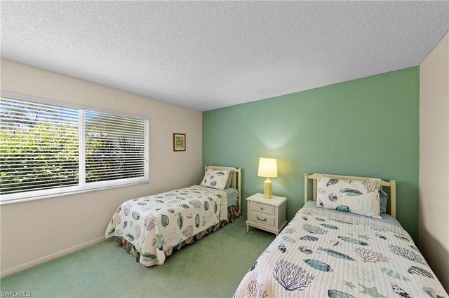 50 Glades BLVD 2, Naples, FL 34112