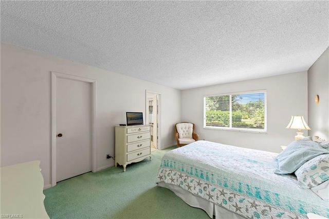 50 Glades BLVD 2, Naples, FL 34112