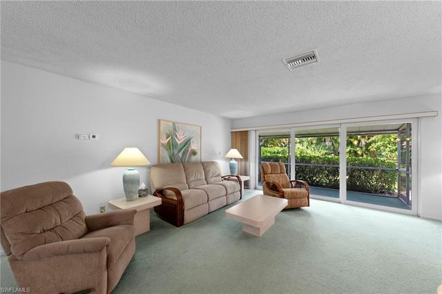 50 Glades BLVD 2, Naples, FL 34112