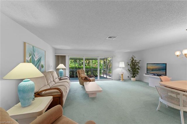 50 Glades BLVD 2, Naples, FL 34112