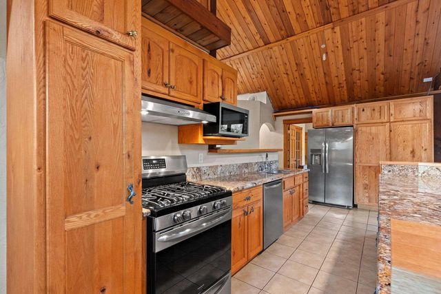 7861 COUNTY RD E, Oconto Falls, WI 54154