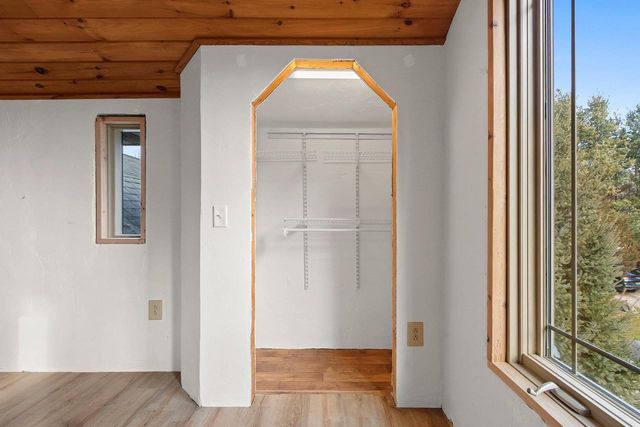 7861 COUNTY RD E, Oconto Falls, WI 54154