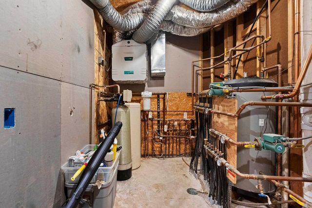 7861 COUNTY RD E, Oconto Falls, WI 54154