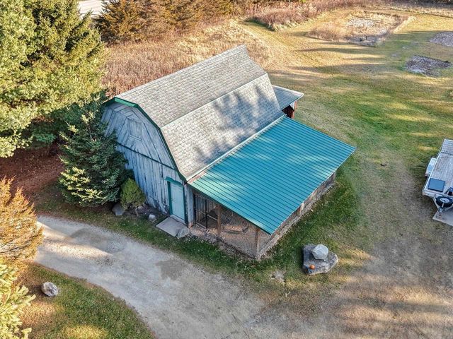 7861 COUNTY RD E, Oconto Falls, WI 54154