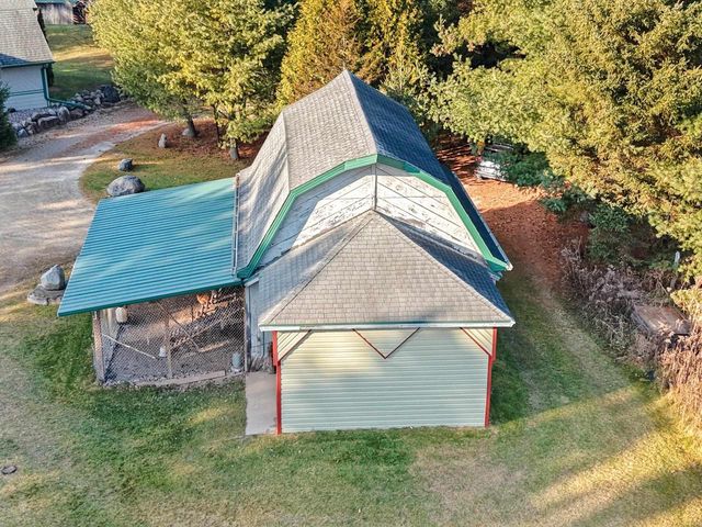 7861 COUNTY RD E, Oconto Falls, WI 54154