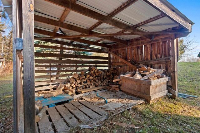 7861 COUNTY RD E, Oconto Falls, WI 54154