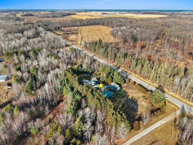 7861 COUNTY RD E, Oconto Falls, WI 54154