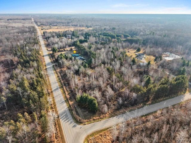 7861 COUNTY RD E, Oconto Falls, WI 54154