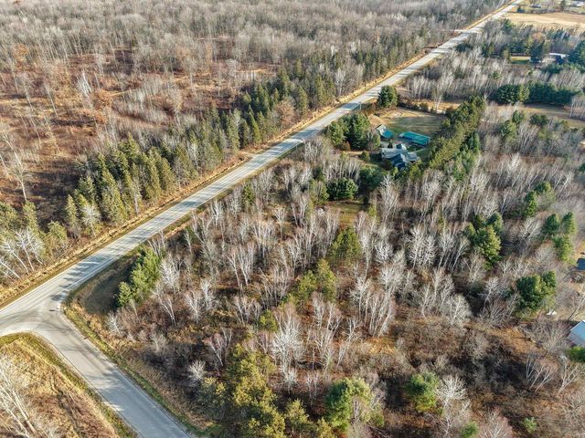 7861 COUNTY RD E, Oconto Falls, WI 54154