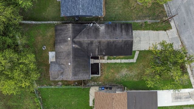 5738 BIENVILLE DR, San Antonio, TX 78233