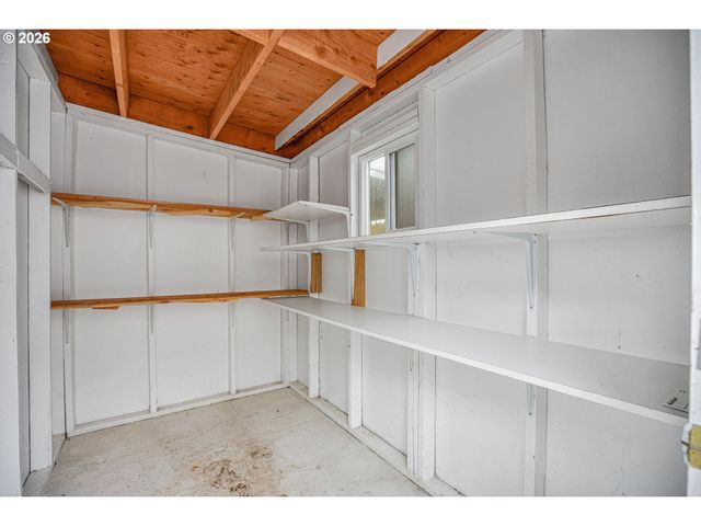 1220 Ne KNOWLES Dr, Vancouver, WA 98685