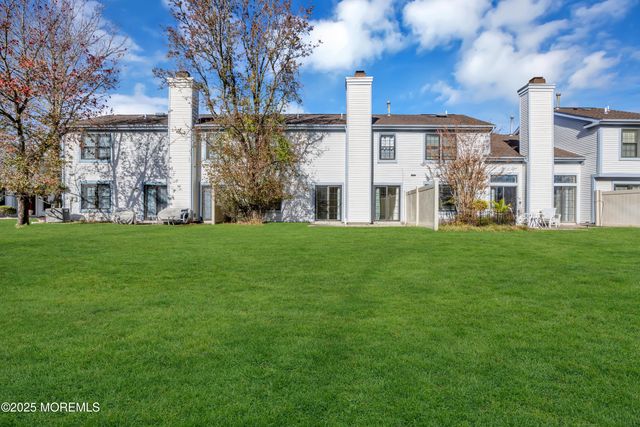 45 Rawson Circle 1402, Ocean Twp, NJ 07712