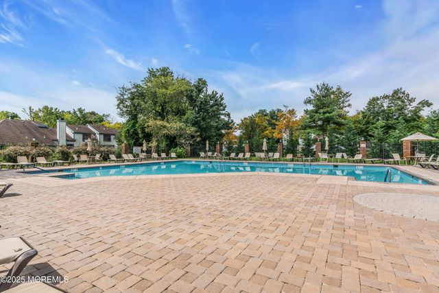 45 Rawson Circle 1402, Ocean Twp, NJ 07712