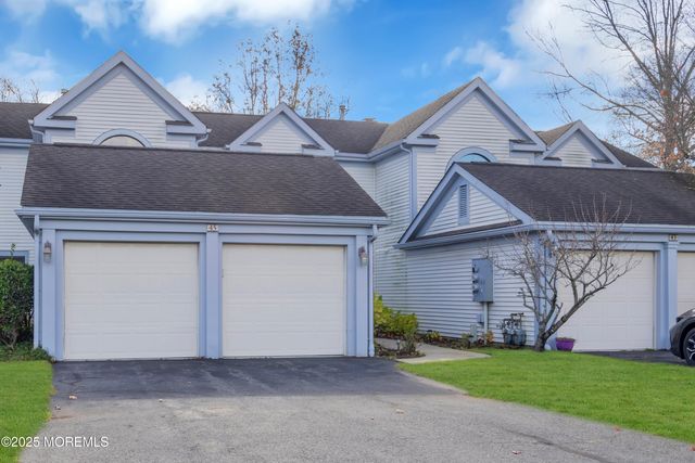 45 Rawson Circle 1402, Ocean Twp, NJ 07712